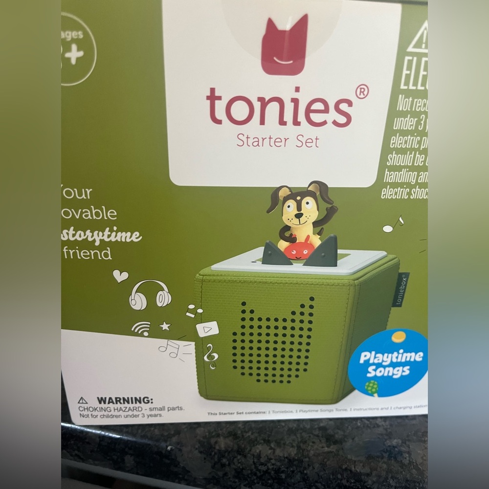 TONIES NEW starter set! Adorable singing toy!